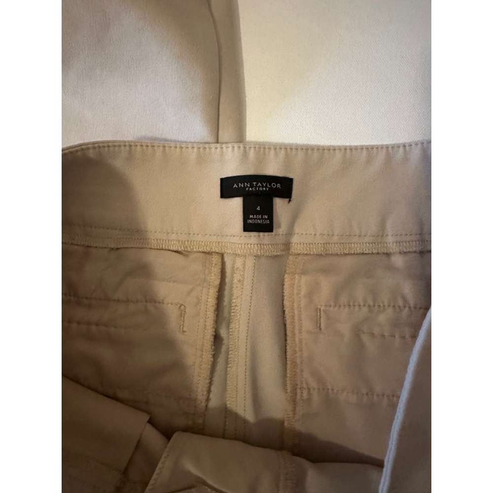 Women's Ann Taylor Khaki Beige Pants Size 4 - Picture 5 of 6